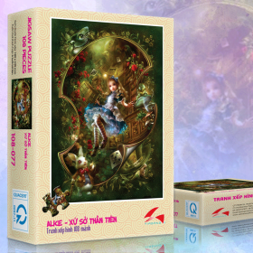 108-077 Alice Wonderland